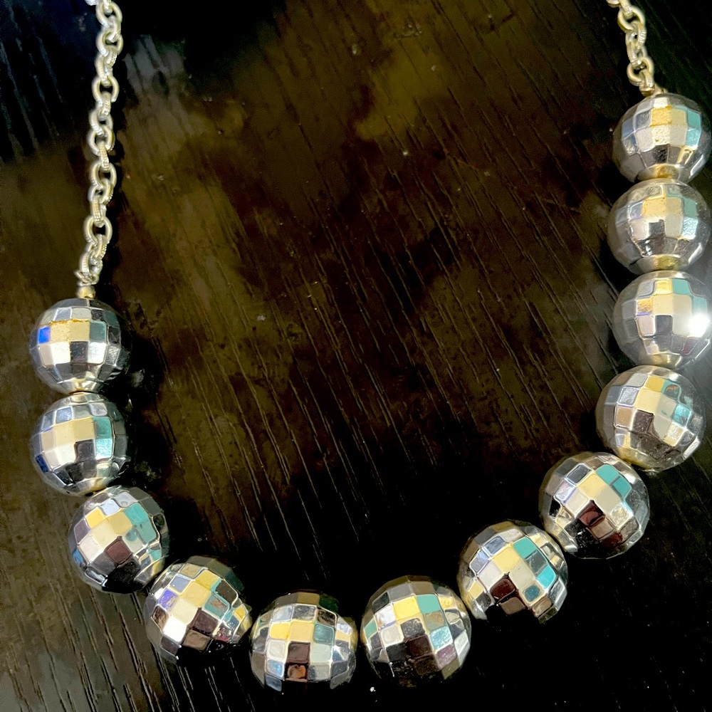 Silver ball necklace